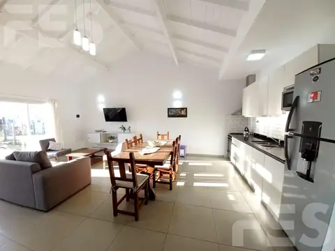 Casa en alquiler 4 ambientes Pinamar a metros del mar