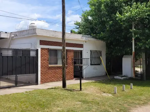 Oportunidad Casa en venta en Moreno casi San Miguel