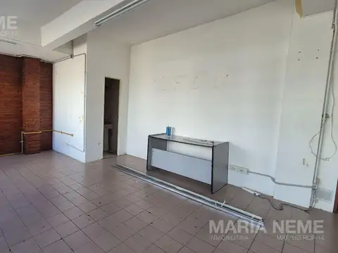 Local en Alquiler 40 años