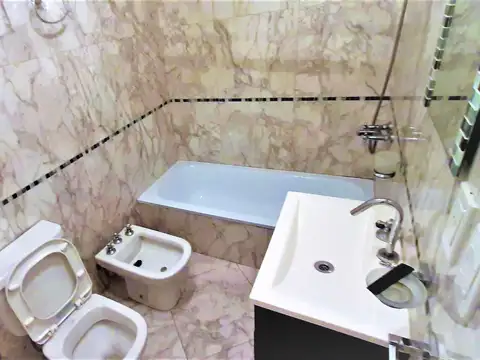 Departamento en Alquiler en Lanus Oeste, $ 450.000