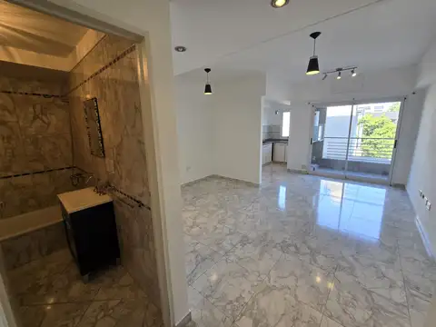 Departamento en Alquiler en Lanus Oeste, $ 480.000