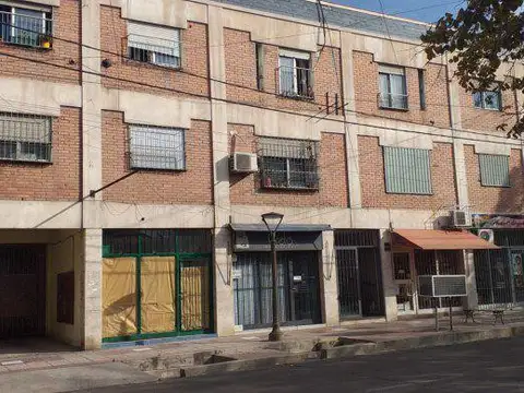 Centro - Rivadavia 674 Metros Plaza Departamental