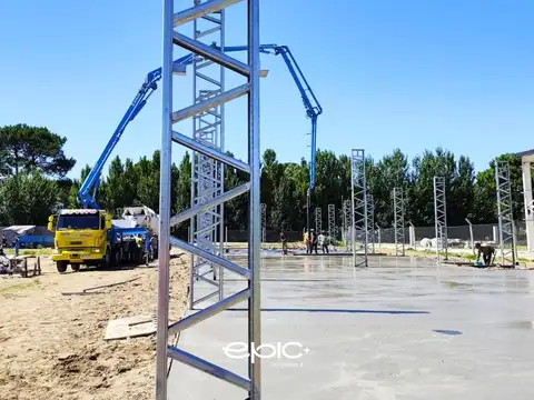 Galpon en Venta 35  mts Fondo