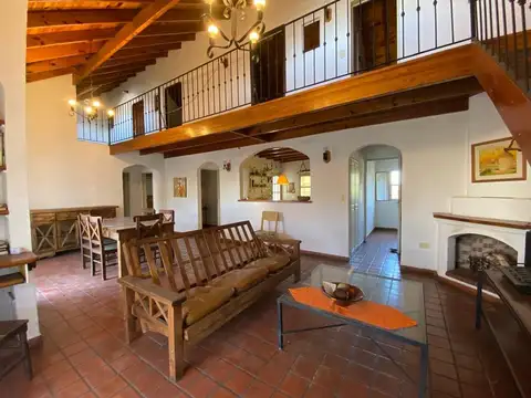 Venta Locales vivienda Jardin Pileta Loma Hermosa