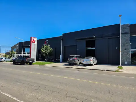 VENTA - GALPÓN IDEAL LOGÍSTICA O DEPÓSITO - AV BELGRANO, PEREZ