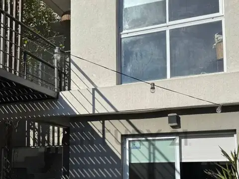 27 entre 462 y 464 900, Piso 0