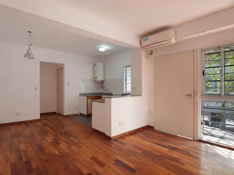 Depto Tipo Casa en Venta de 2 ambientes