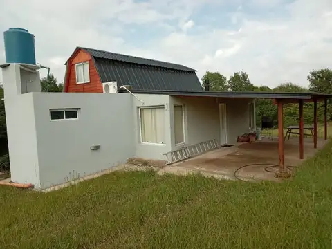 Casa 7 ambientes con 1 baño