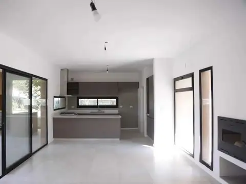 CASA EN VENTA HARAS DEL SUR II TODA EN PLANTA BAJA 3 DORMITORIOS