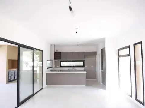 Casa en Venta en Haras Del Sur 2, USD 195.000