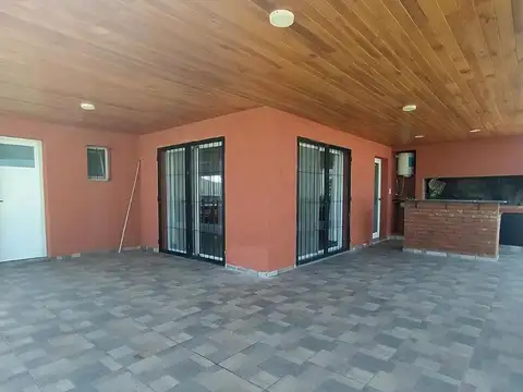 Casa en Venta en Funes, USD 115.000