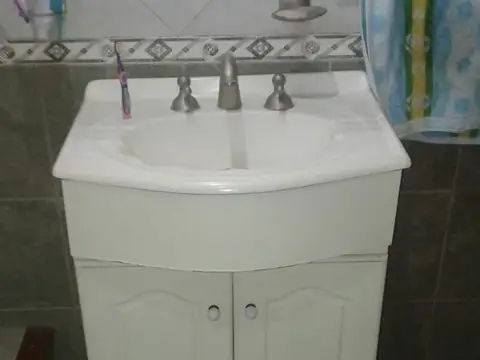 Casa en Venta en Bernal Oeste, USD 115.000