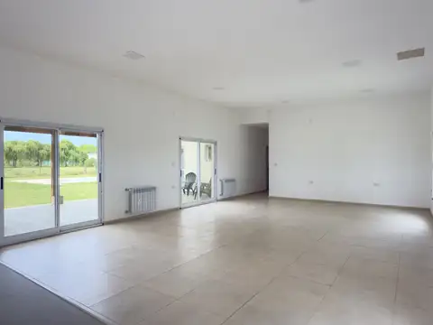 Casa en Venta al Este