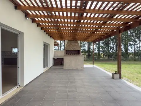 Casa en Venta en Coronel Brandsen, USD 169.000