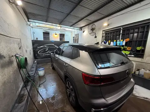 Departamento 9 ambientes con 2 baños