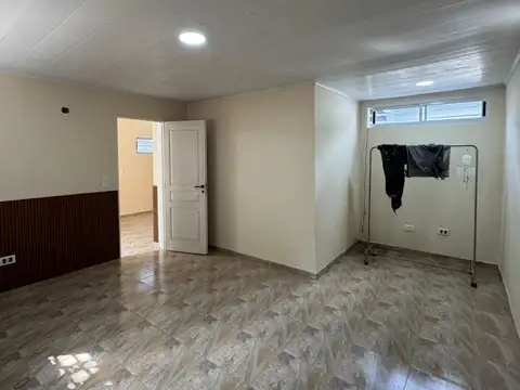 Depto Tipo Casa en Venta en Remedios De Escalada, USD 68.000