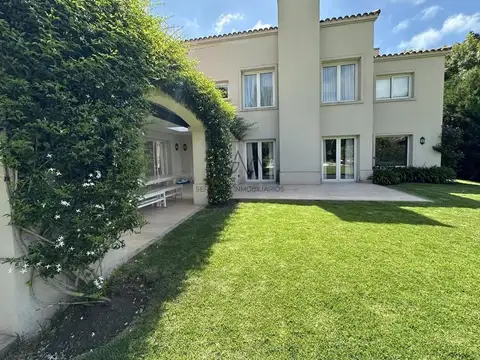 Jorge Newbery 4550, Mar Del Plata, Buenos Aires, Argentina.