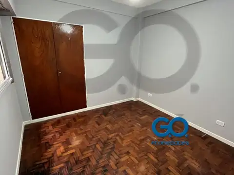 Departamento en Alquiler en Coghlan, $ 650.000