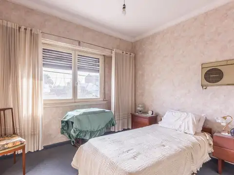 Casa en Venta en Castelar, USD 155.000