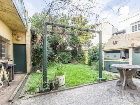 Republica de Eslovenia  al 1200 Castelar