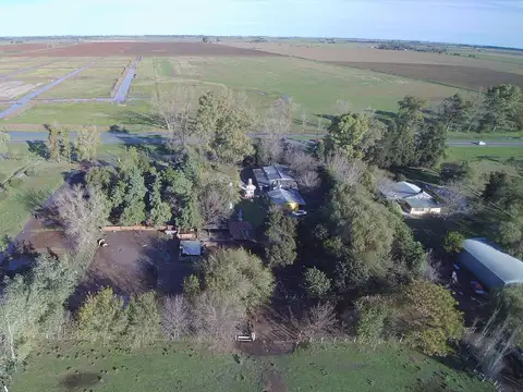 Campo en  Piñero Frente AO12