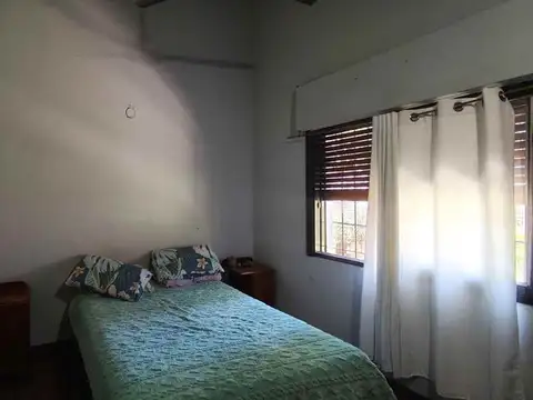 CASA QUINTA GRAL RODRIGUEZ PARQUE ORENSE PILETA