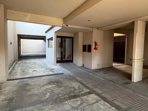 Dr. Amadeo Sabattini 4500, Piso 6