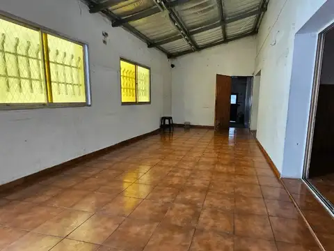 Galpon en Alquiler 8,66  mts Frente