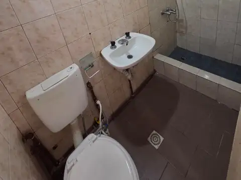 Depto Tipo Casa 2 ambientes con 1 baño