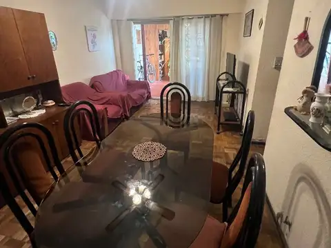 DEPARTAMENTO 4 AMBIENTES CON FONDO LIBRE Y PARRILLA, planta baja