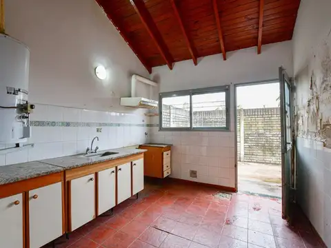 Casa en Venta con 1 cochera