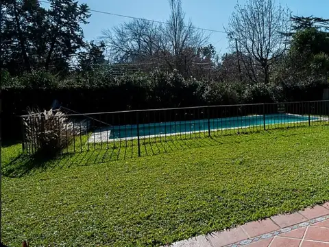 Casa en Alquiler de 3 dormitorios