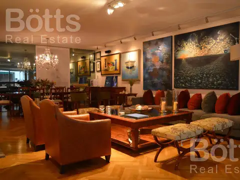 Departamento en Venta con 2 cocheras