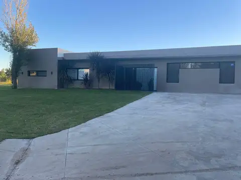 Casa en  Comarcas de Luján