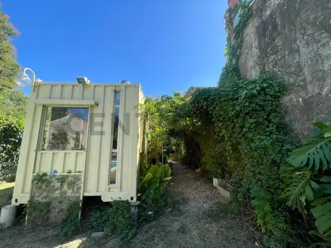 Casa 2 ambientes con 1 baño