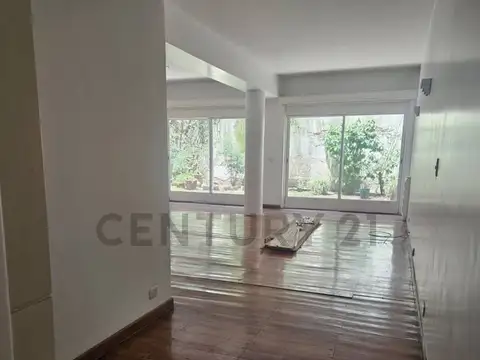 ALQUILER DEPTO 4 AMB EN PALERMO CON GRAN GALERÍA Y JARDÍN DE USO EXCLUSIVO