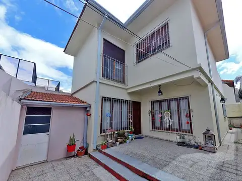 VENTA PH 4 AMBIENTES PATIO PARRILLA TERRAZA WILDE