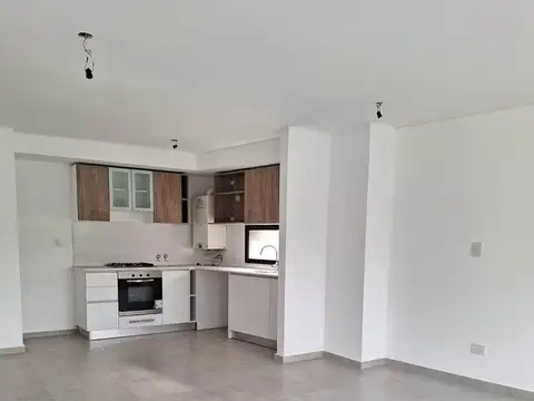 Departamento 4 ambientes con 3 baños