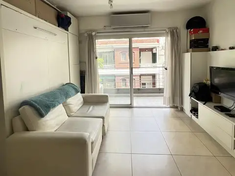 VENTA OPORTUNIDAD MONOAMBIENTE AMPLIO CON BALCÓN APTO CREDITO