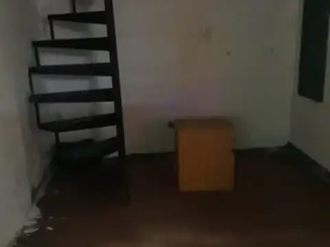 Local en Alquiler en Centro, $ 200.000