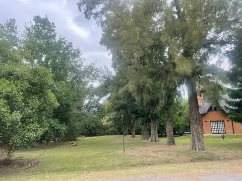 Terreno en Venta en Los Quinchos Country Club, USD 25.000