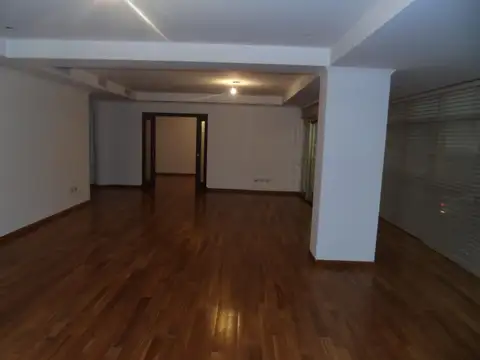 Departamento en Venta de 4 dormitorios