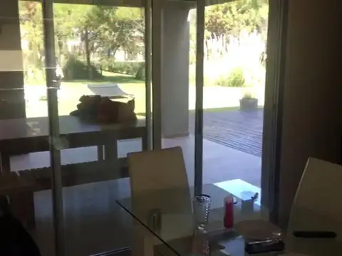 Excelente Casa 5 Amb c/Garage 2 autos - Pinamar - Barrio La Herradura