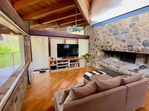 Casa en Venta en Alta Gracia, USD 420.000