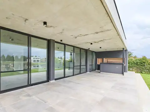 Casa en Venta al Este