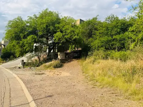 VENTA TERRENO 989 MTS COUNTRY LA DESEADA LA CALERA