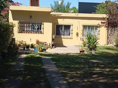 Casa 4 Ambientes - Los Polvorines