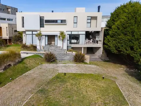 Cariló | Casa Avutarda 670