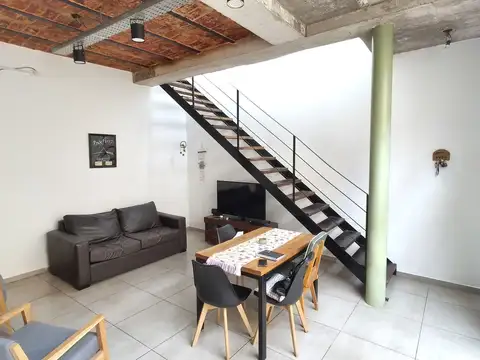 Depto Tipo Casa en Venta de 2 dormitorios