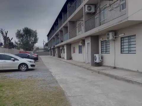 ALQUILER DEPTO DOS AMBIENTES EN PLATANOS